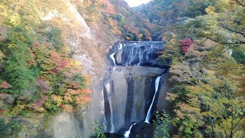 Mùa thu Nhật Bản trên thác Fukuroda, Ibarakia
